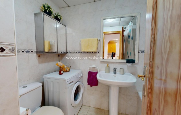 Herverkoop - Appartement / flat - Torrevieja - Estacion Autobuses