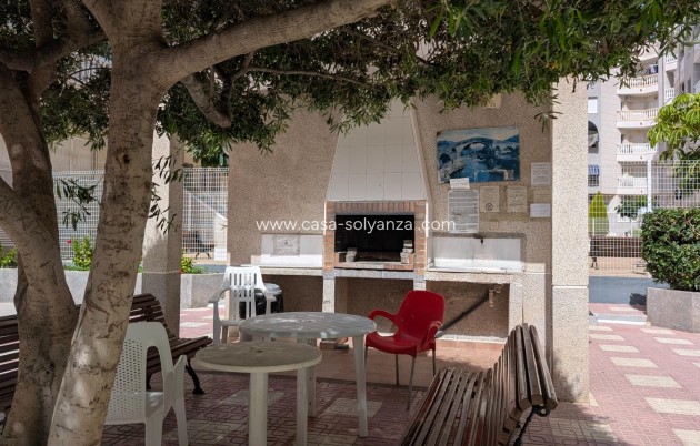 Herverkoop - Appartement / flat - Torrevieja - Estacion Autobuses