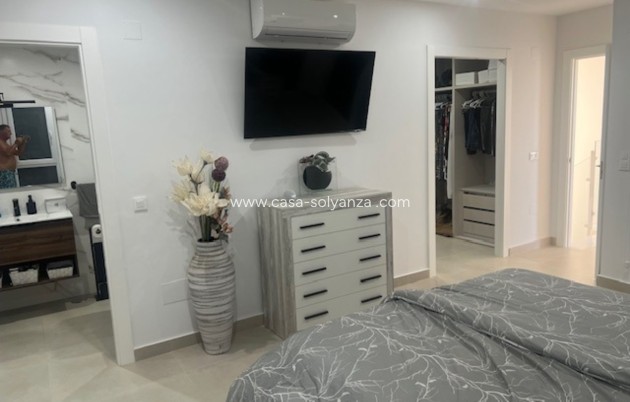 Wiederverkauf - Villa - Los Montesinos - Costa Blanca