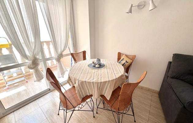 Long Term Rental - Apartment / flat - Torrevieja - Center