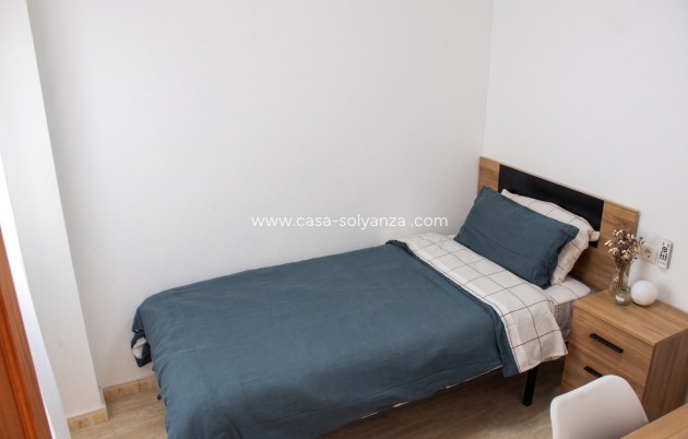 Long Term Rental - Apartment / flat - Torrevieja - Center