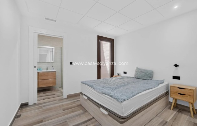 Resale - Villa - Torrevieja - Los Balcones