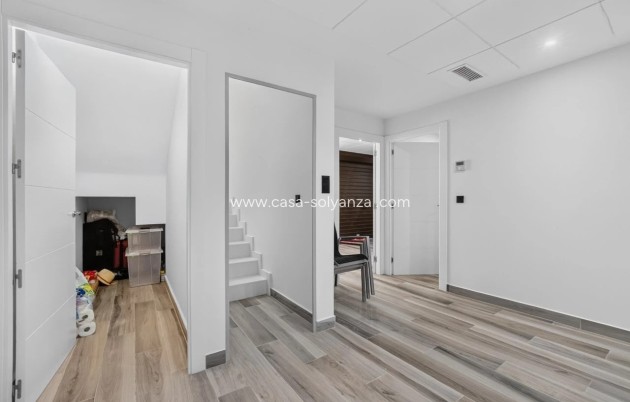 Resale - Villa - Torrevieja - Los Balcones