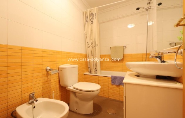 Resale - Apartment / flat - Torrevieja - Center