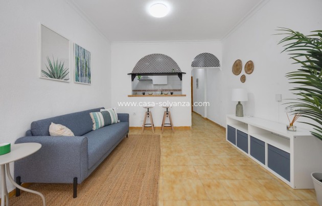 Resale - Apartment / flat - Torrevieja - Playa del Cura