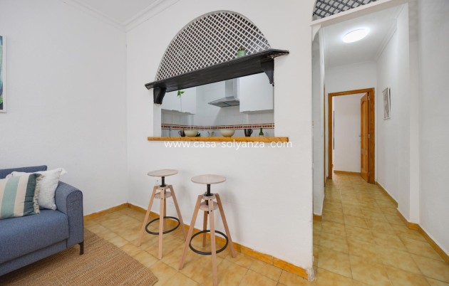 Resale - Apartment / flat - Torrevieja - Playa del Cura