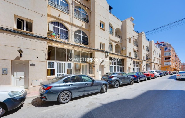 Resale - Apartment / flat - Torrevieja - Playa del Cura