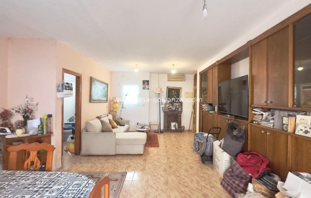 Resale - Apartment / flat - Torrevieja - Estacion Autobuses