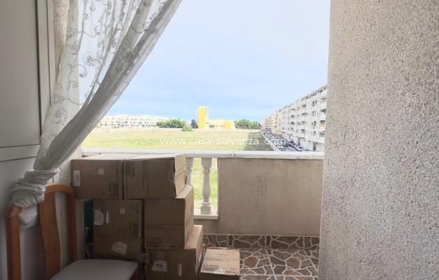 Resale - Apartment / flat - Torrevieja - Estacion Autobuses