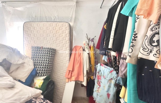 Resale - Apartment / flat - Torrevieja - Estacion Autobuses