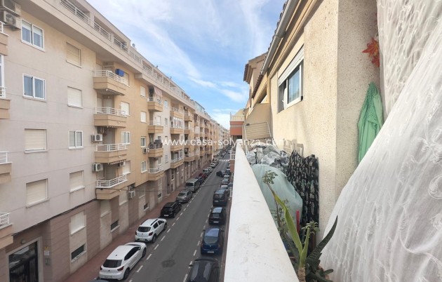 Resale - Apartment / flat - Torrevieja - Estacion Autobuses