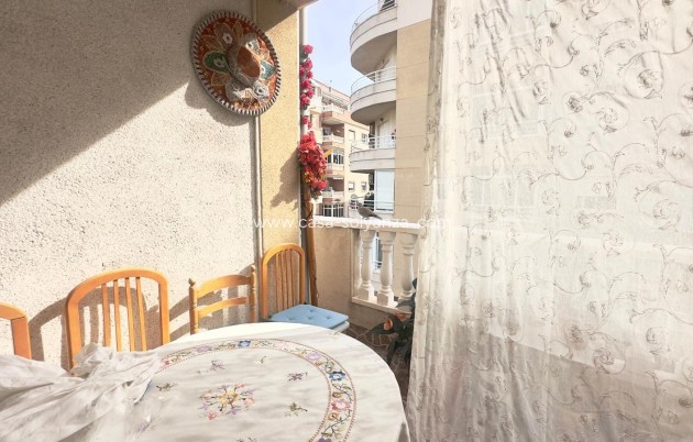 Resale - Apartment / flat - Torrevieja - Estacion Autobuses