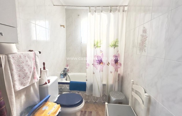 Resale - Apartment / flat - Torrevieja - Estacion Autobuses