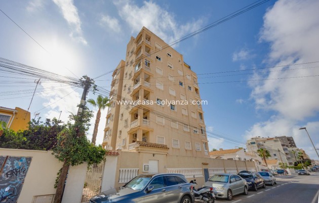 Revente - Appartement - Torrevieja - Nueva Torrevieja