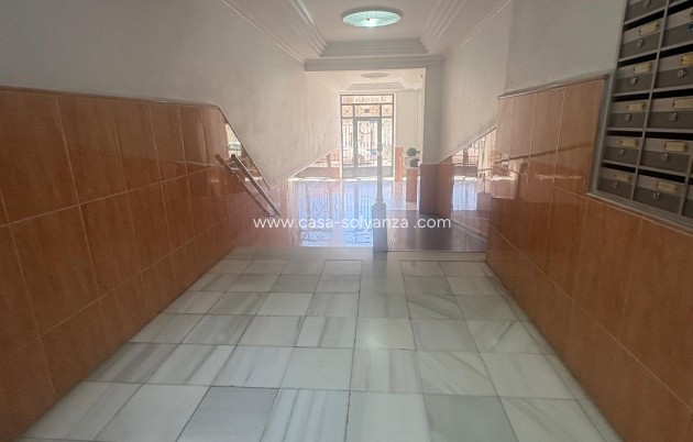 Reventa - Apartamento / piso - Torrevieja - Costa Blanca