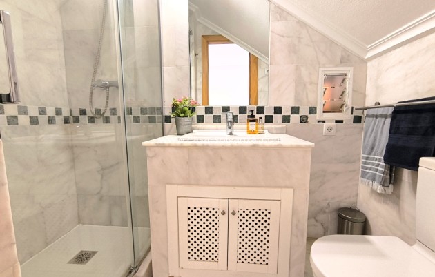 Reventa - Apartamento / piso - Algorfa
