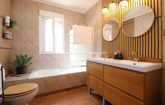 Resale - Villa - Benijofar