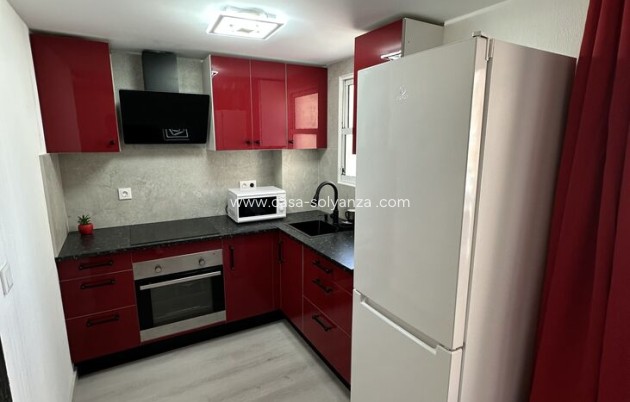Resale - Apartment / flat - Torrevieja - Center