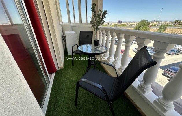 Resale - Apartment / flat - Torrevieja - Center