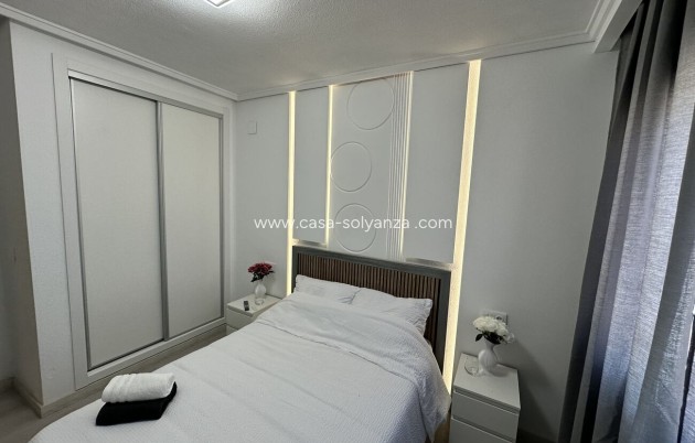Resale - Apartment / flat - Torrevieja - Center