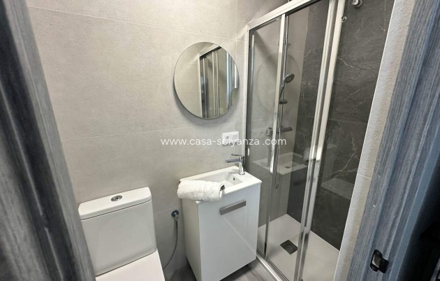 Resale - Apartment / flat - Torrevieja - Center