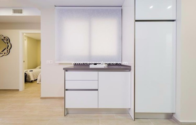 Resale - Apartment / flat - Torrevieja - La Mata