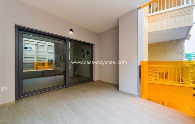 Resale - Apartment / flat - Torrevieja - La Mata