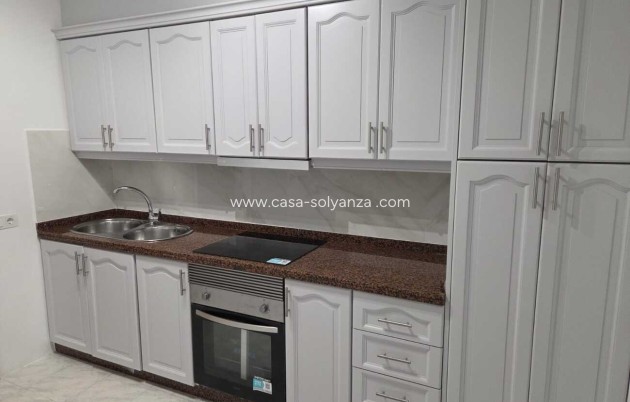 Resale - Apartment / flat - Torrevieja - Habaneras