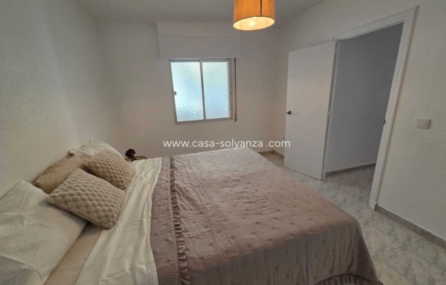 Resale - Apartment / flat - Torrevieja - Habaneras