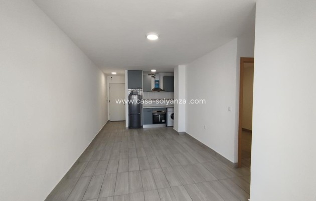 Resale - Apartment / flat - Torrevieja - Habaneras