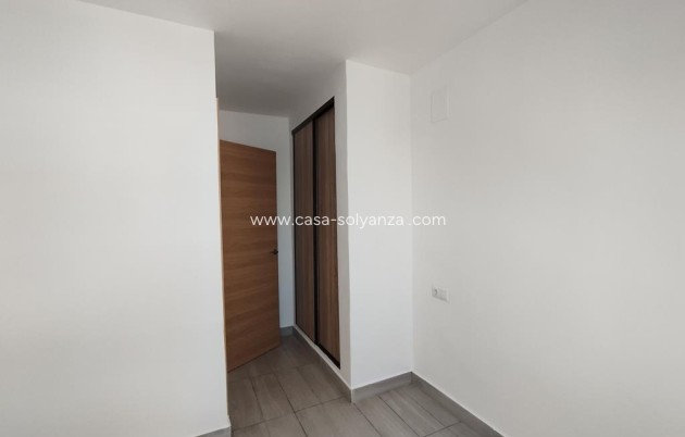Resale - Apartment / flat - Torrevieja - Habaneras