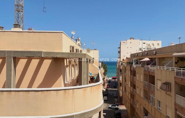 Resale - Apartment / flat - Torrevieja - Habaneras