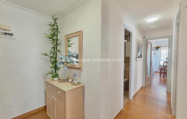 Resale - Apartment / flat - Torrevieja - Habaneras