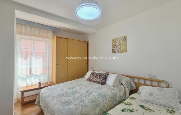 Resale - Apartment / flat - Torrevieja - Habaneras