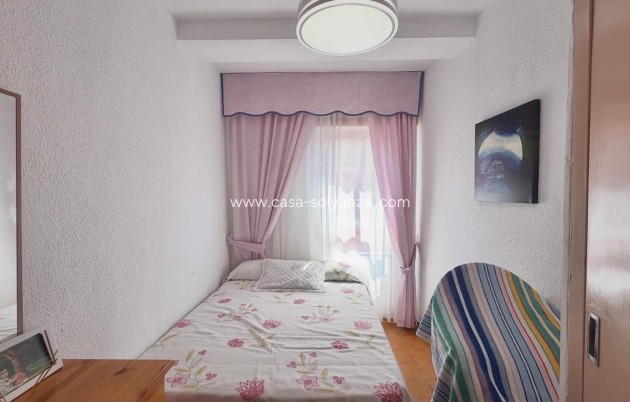 Resale - Apartment / flat - Torrevieja - Habaneras