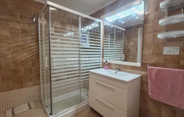 Resale - Apartment / flat - Torrevieja - Habaneras