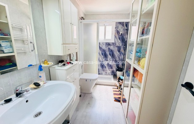 Resale - Apartment / flat - Los Montesinos