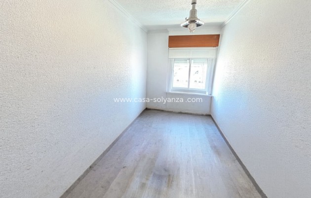 Resale - Apartment / flat - Los Montesinos