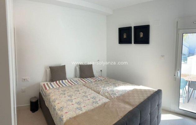 Reventa - Apartamento / piso - Pilar de la Horadada