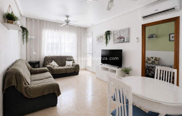 Resale - Apartment / flat - Torrevieja - Center