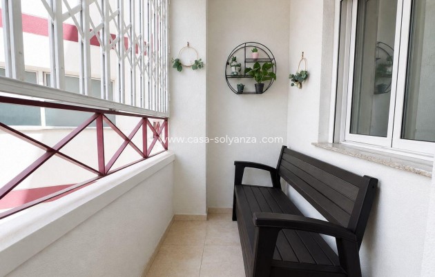 Resale - Apartment / flat - Torrevieja - Center