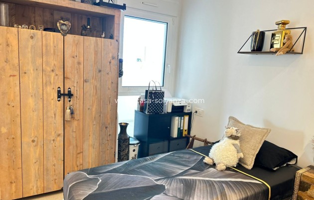 Reventa - Apartamento / piso - Pilar de la Horadada