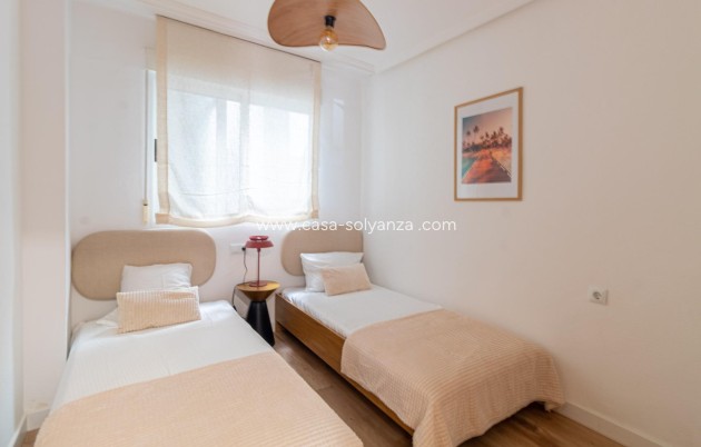 Herverkoop - Appartement / flat - Torrevieja - La Mata