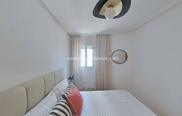 Herverkoop - Appartement / flat - Torrevieja - La Mata