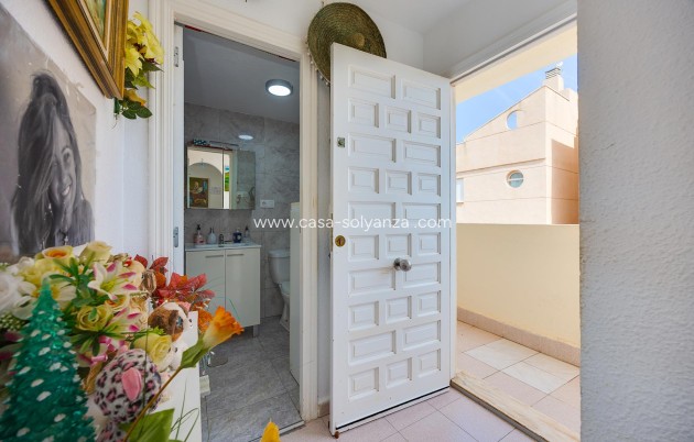 Resale - Apartment / flat - Torrevieja - Costa Blanca
