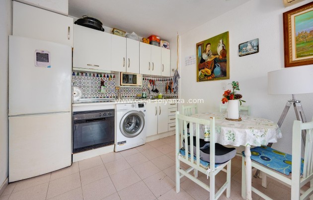 Resale - Apartment / flat - Torrevieja - Costa Blanca