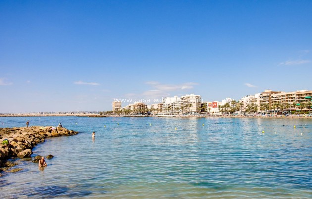 Resale - Apartment / flat - Torrevieja - Habaneras