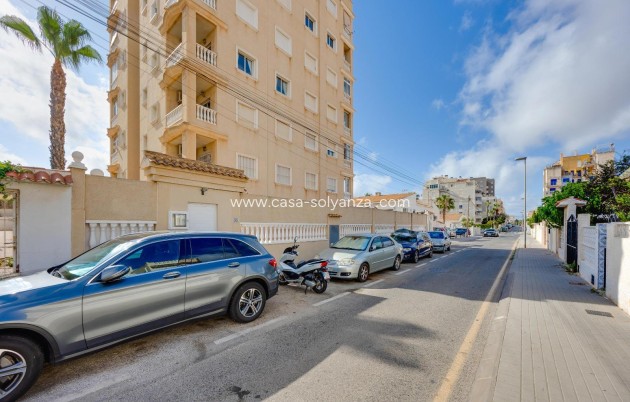 Resale - Apartment / flat - Torrevieja - Nueva Torrevieja