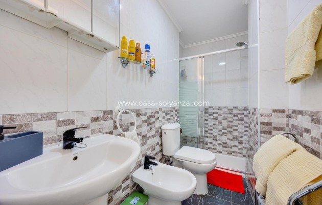 Resale - Apartment / flat - Torrevieja - Nueva Torrevieja
