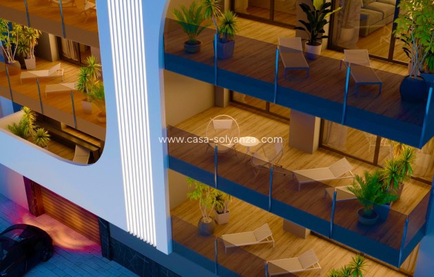 Resale - Apartment / flat - Torrevieja - Center
